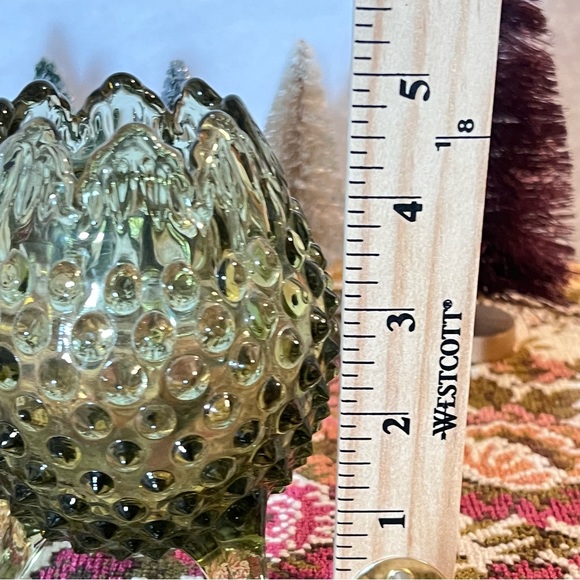 Fenton Glass Colonial Green Hobnail Footed Egg Vase - Picture 6 of 7